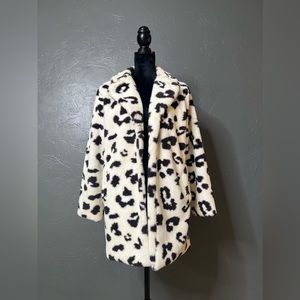 Janice Apparel Leopard Print Faux Fur Jacket